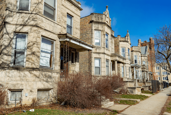 row of Chicago homes