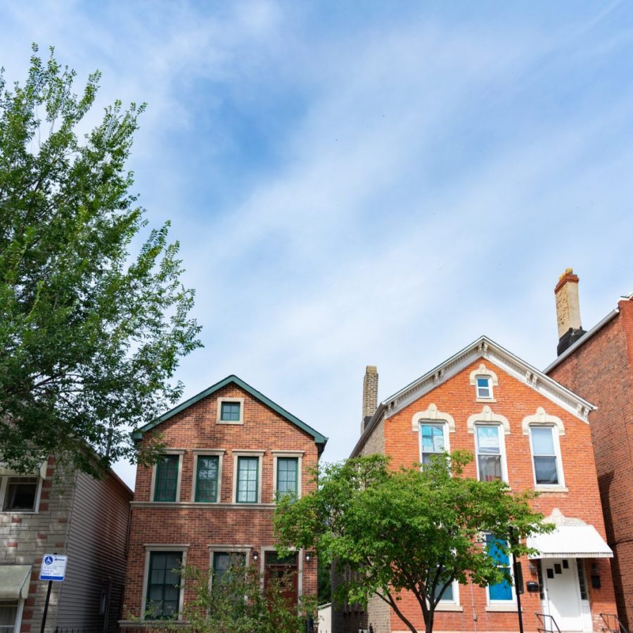 image of a row of homes in the Logan Square neighborhood in Chicago, Illinois.