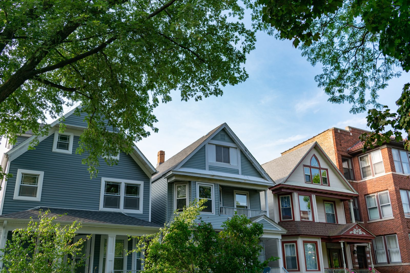 A string of Victorian houses in Chicago.
